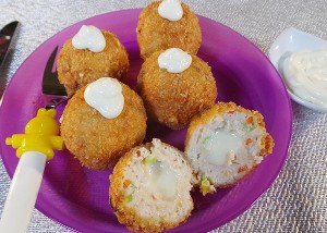 Resep Anak: Cheesy Chicken Balls