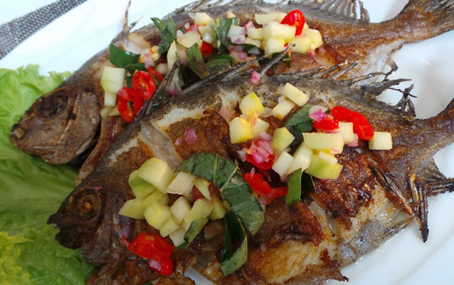 ikan baronang Resep Seafood Ikan Baronang Bakar dengan Mango Salsa