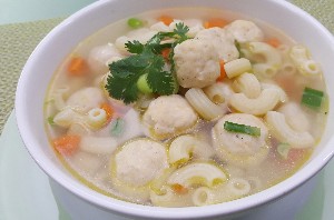 Resep Anak : Sup Bola Ayam Makaroni Resep Anak : Sup Bola Ayam Makaroni